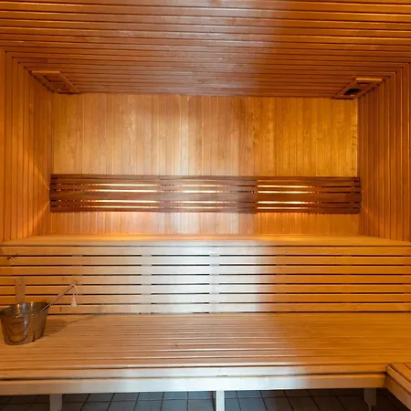 Langeland Luksuslejlighed Med Pool Og Holiday home *